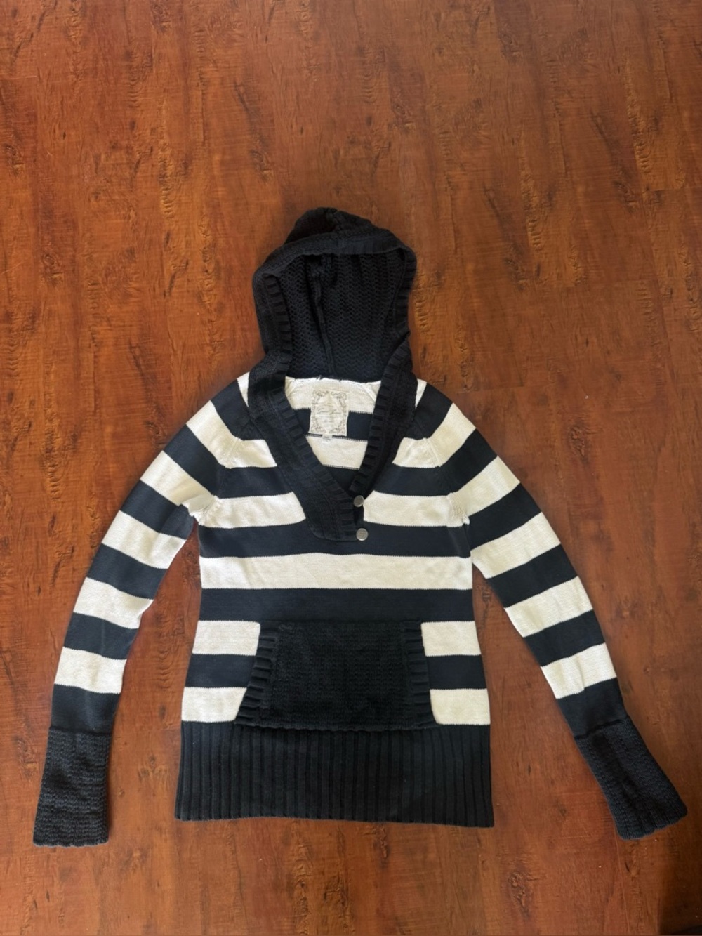 Striped Hooded knit Sweater - Black & White